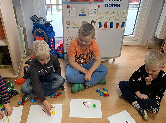 GR III Porównywanie: mniej, więcej, tyle samo.