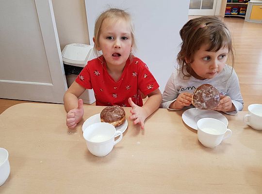 Gr II Tłusty czwartek czyli " Dzień Pączka"