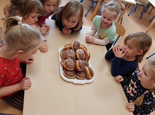 Gr II Tłusty czwartek czyli " Dzień Pączka"
