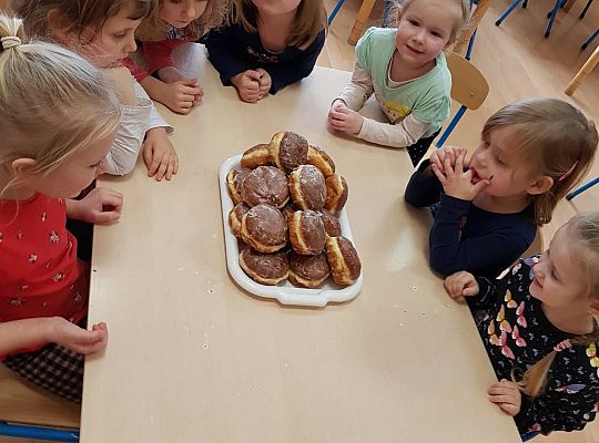 Gr II Tłusty czwartek czyli " Dzień Pączka"