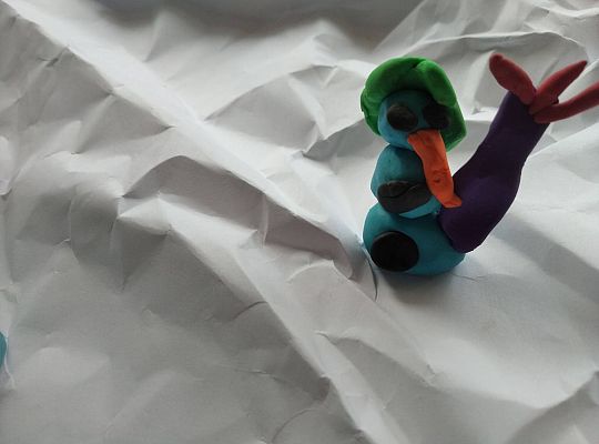 GR III Bałwanki z plasteliny