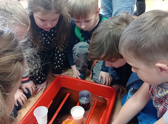 GR IV Eksperymenty związane w wodą