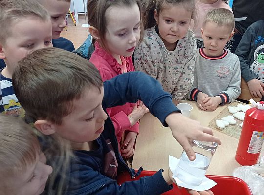 GR IV Eksperymenty związane w wodą