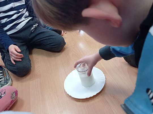 GR IV Eksperymenty związane w wodą