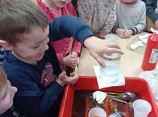 GR IV Eksperymenty związane w wodą