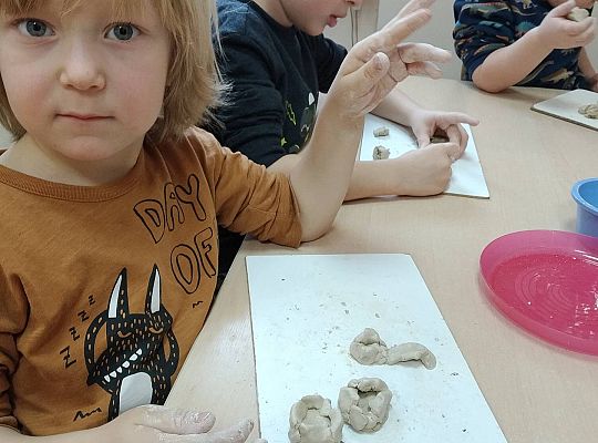 Gr II Lepimy z gliny