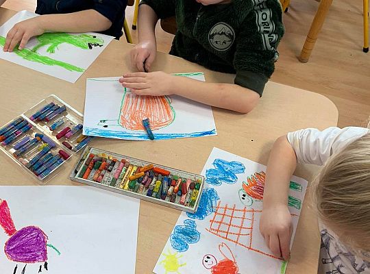 GR III Ilustracje do wiersza "Współczesny dinozaur"