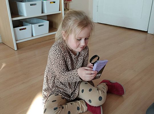 Gr II Sprawdzamy czy śnieg jest czysty tak samo jak biały