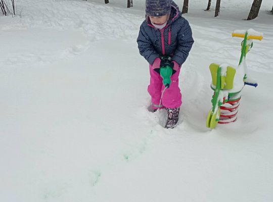 GR IV Malujemy na śniegu