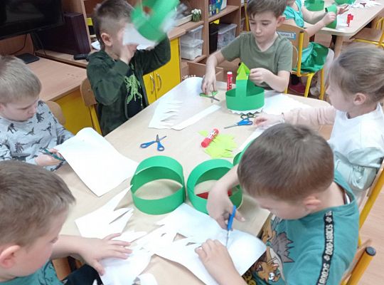 GR IV "Dzień Dinozaura"