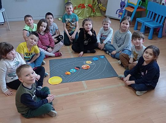 GR IV Układ Słoneczny i kosmici