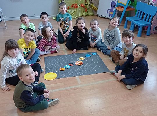 GR IV Układ Słoneczny i kosmici