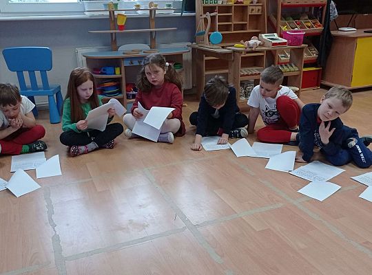 Gr IV Majowe święta -  Konstytucja 3 maja, Dzień Flagi, Święto Pracy