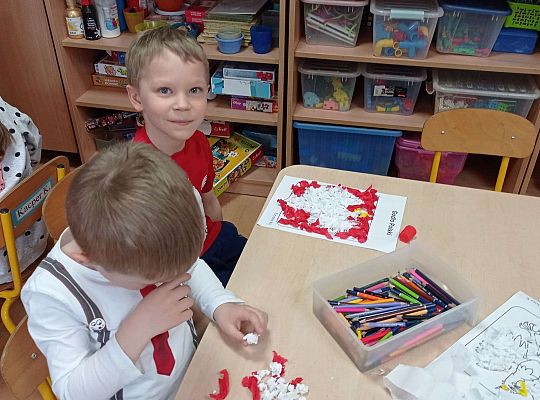 Gr IV Majowe święta -  Konstytucja 3 maja, Dzień Flagi, Święto Pracy