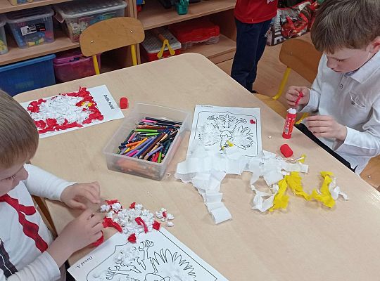 Gr IV Majowe święta -  Konstytucja 3 maja, Dzień Flagi, Święto Pracy