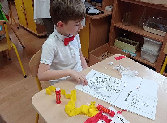 Gr IV Majowe święta -  Konstytucja 3 maja, Dzień Flagi, Święto Pracy