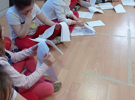 Gr IV Majowe święta -  Konstytucja 3 maja, Dzień Flagi, Święto Pracy