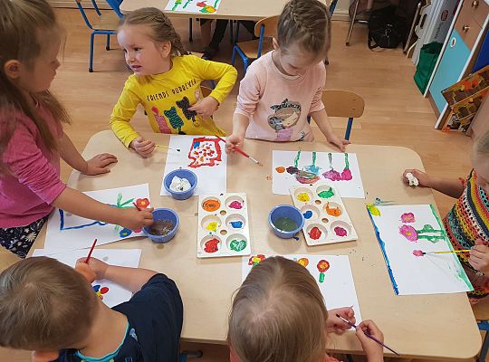 GR II Kwiaty w ogrodzie przedszkolnym