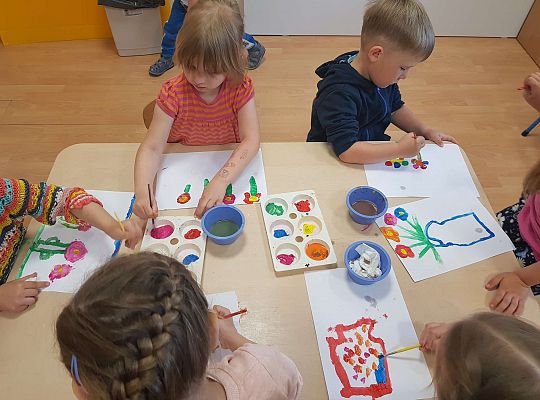 GR II Kwiaty w ogrodzie przedszkolnym