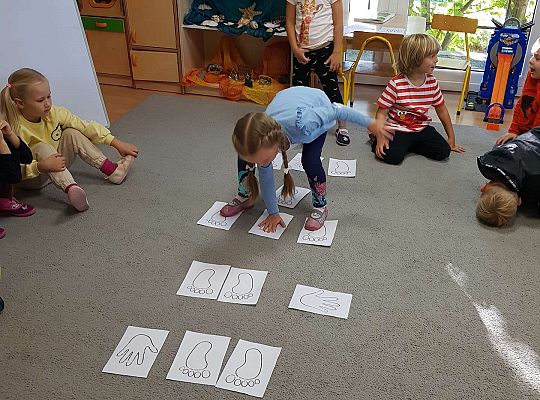 Zabawy i zajęcia w gr. III