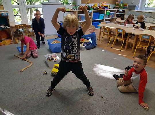 Zabawy i zajęcia w gr. III