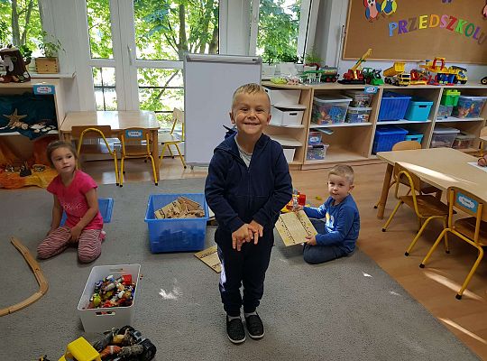 Zabawy i zajęcia w gr. III