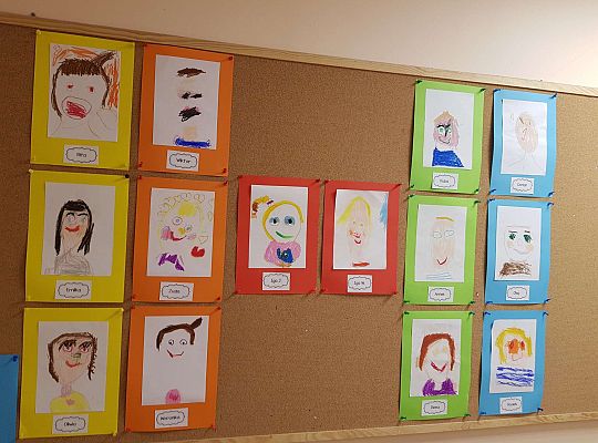 Zabawy i zajęcia w gr. III