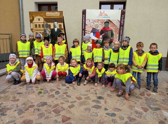 Gr. IV Starszaki z wizytą w MUZEUM