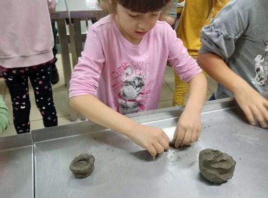 Gr. IV Starszaki z wizytą w MUZEUM