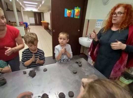 Gr. IV Starszaki z wizytą w MUZEUM