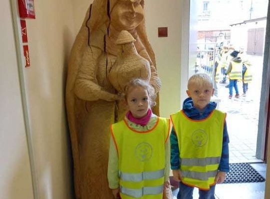 Gr. IV Starszaki z wizytą w MUZEUM