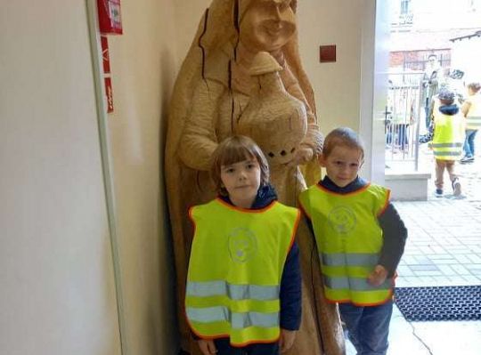 Gr. IV Starszaki z wizytą w MUZEUM