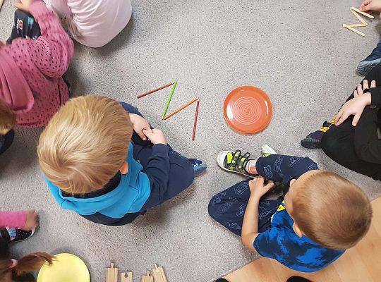 Gr. III- poznajemy literę M- zajęcia z wykorzystaniem tablicy multimedialnej