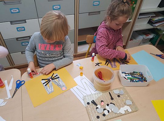 Gr. III- poznajemy literę M- zajęcia z wykorzystaniem tablicy multimedialnej