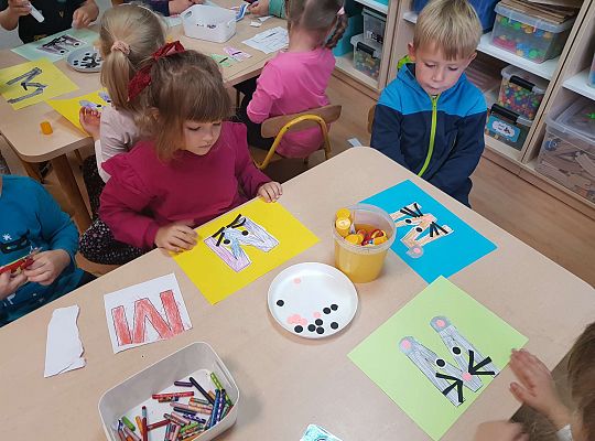 Gr. III- poznajemy literę M- zajęcia z wykorzystaniem tablicy multimedialnej