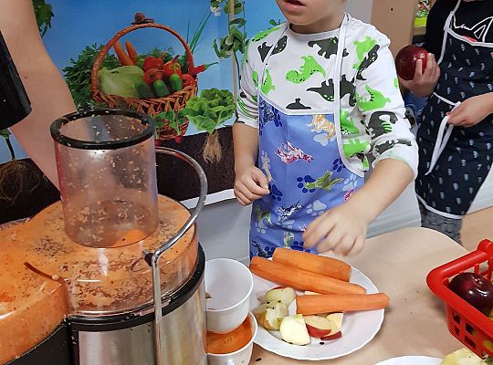 Gr. III Robimy sok warzywno- owocowy