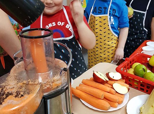 Gr. III Robimy sok warzywno- owocowy