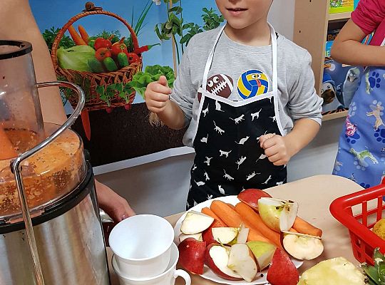 Gr. III Robimy sok warzywno- owocowy