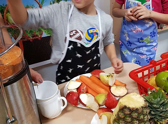 Gr. III Robimy sok warzywno- owocowy