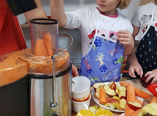 Gr. III Robimy sok warzywno- owocowy