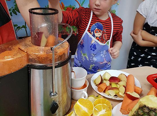 Gr. III Robimy sok warzywno- owocowy