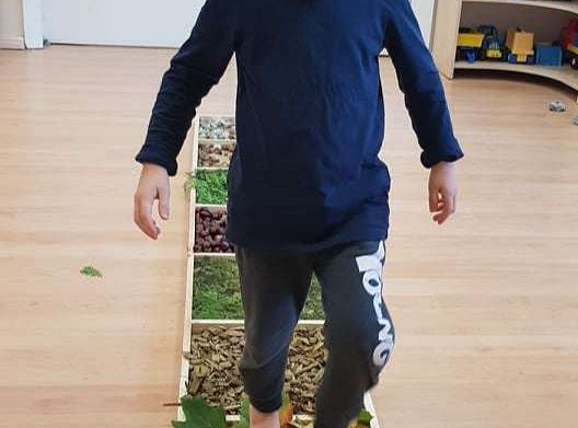 GR. II Jesienna ścieżka sensoryczna