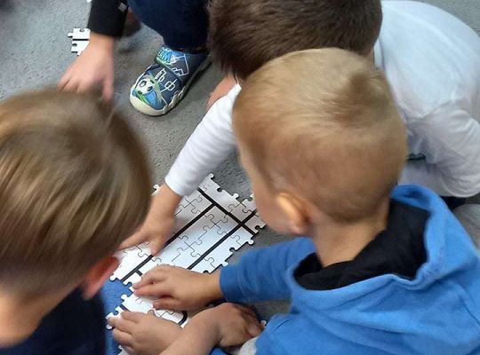 Gr. IV Pierwsze zajęcia  z ozobotami