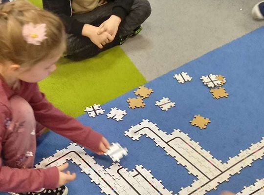 Gr. IV Pierwsze zajęcia  z ozobotami