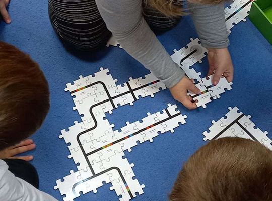 Gr. IV Pierwsze zajęcia  z ozobotami