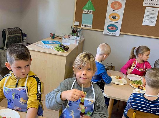 Gr IV- Owocowe szaszłyki