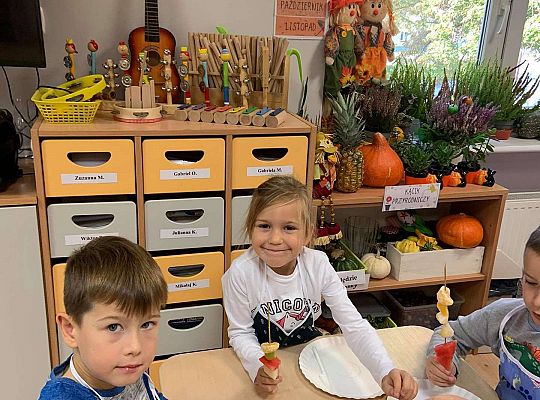 Gr IV- Owocowe szaszłyki