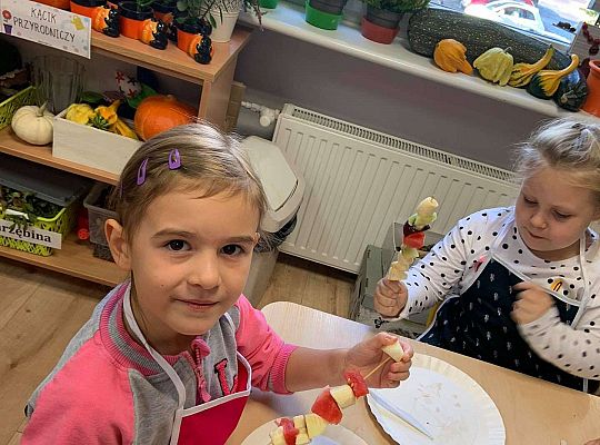 Gr IV- Owocowe szaszłyki