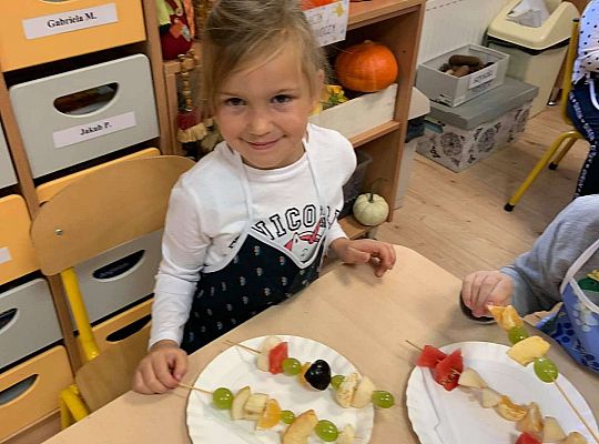 Gr IV- Owocowe szaszłyki