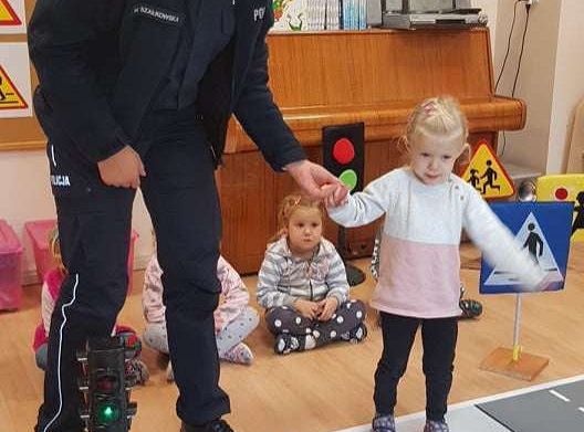 GR. I - Spotkanie z p. policjantką